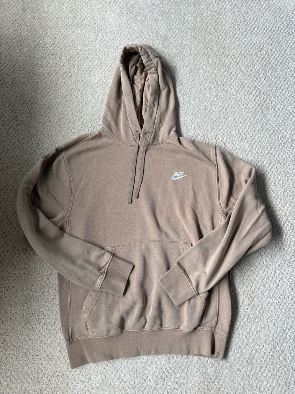 Nike Men’s Club Pullover Fleece Hoodie size Small khaki